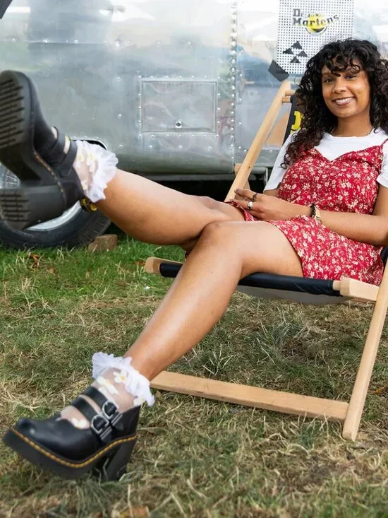 Dr. Martens Eviee Platform Leather Heeled Shoes NEW IN BOX 41 Size 9 Black - Picture 13 of 15